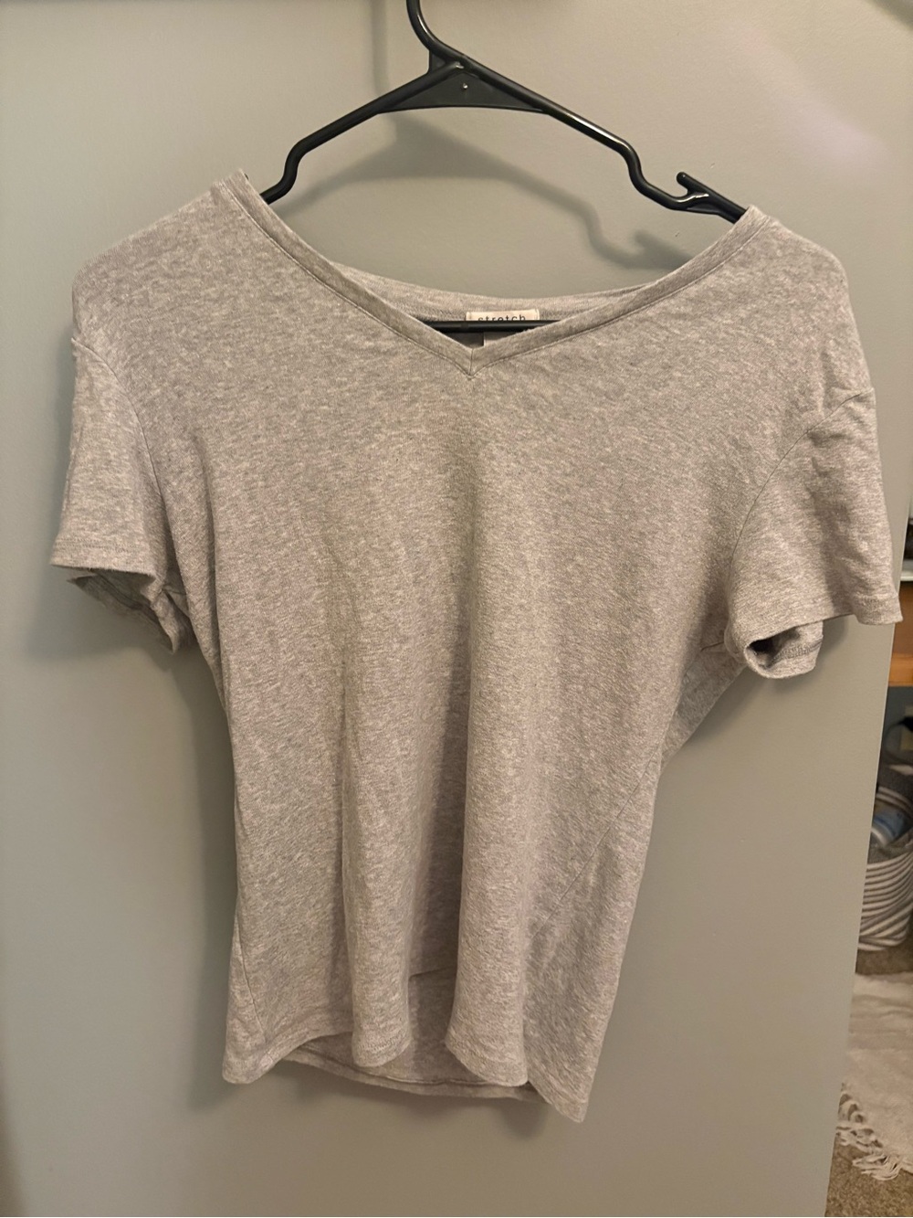 GAP Heather Gray V-Neck Short Sleeve Tee
